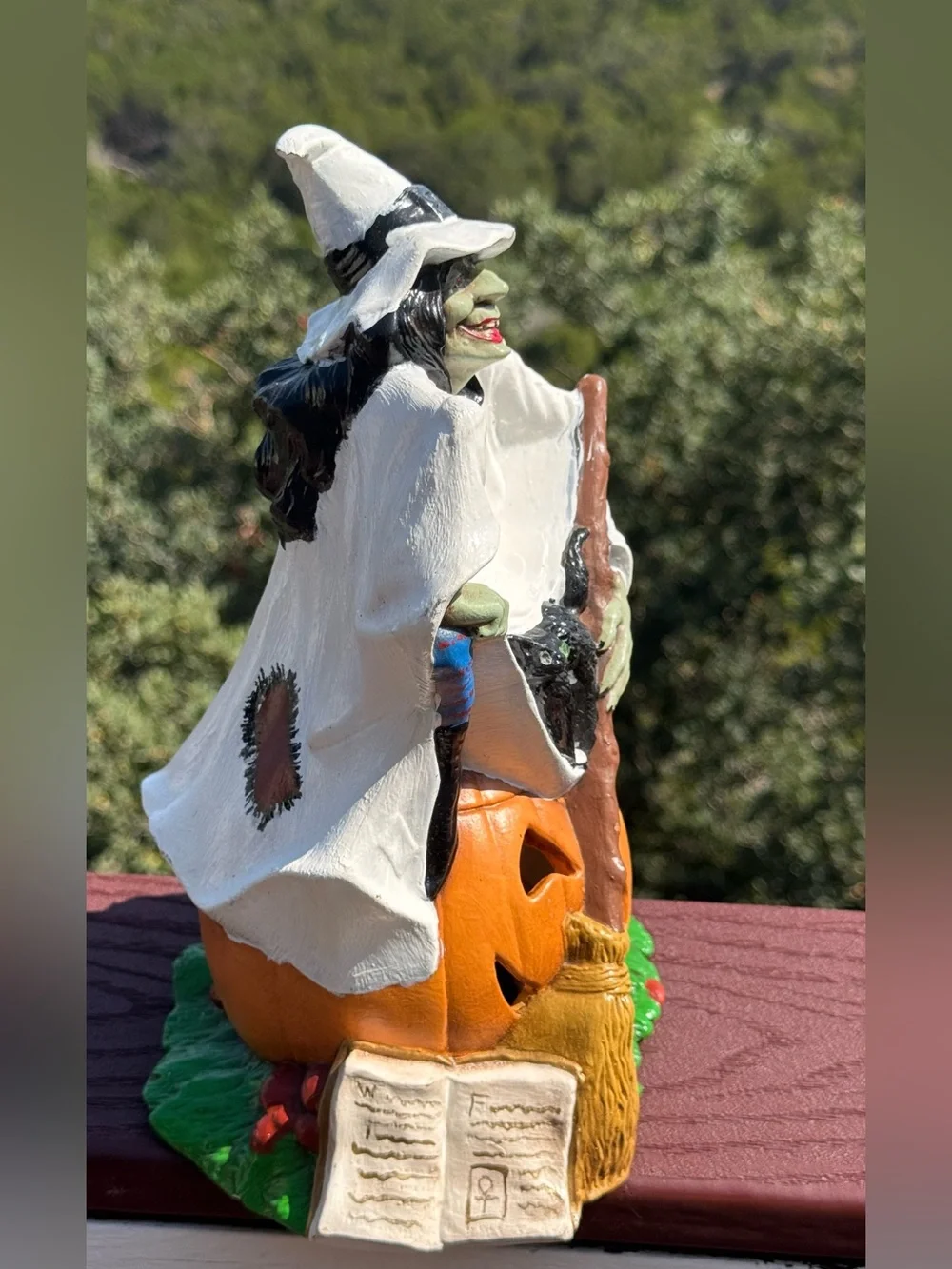 Vintage Byron Molds 1970 Ceramic Seated Witch